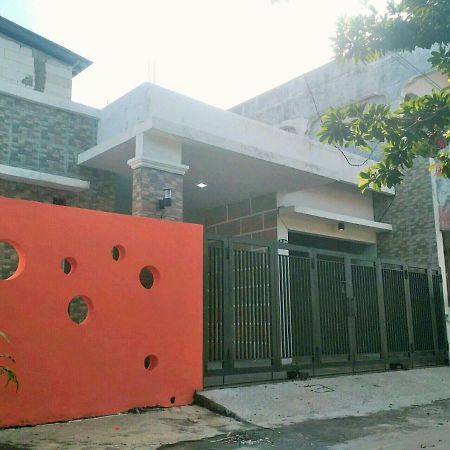 Homestay Bumi Asri III Cikutra Бандунг Экстерьер фото